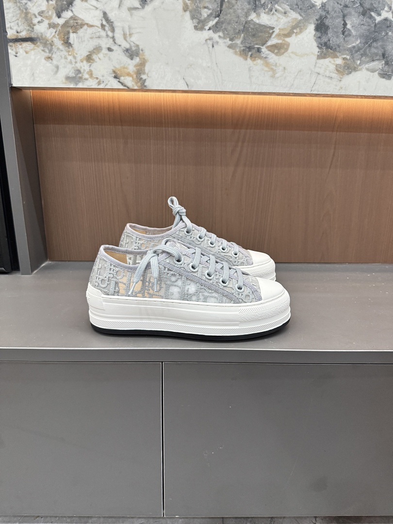 Walk'n'Dior Platform Sneaker · 6431 — תמונה 34
