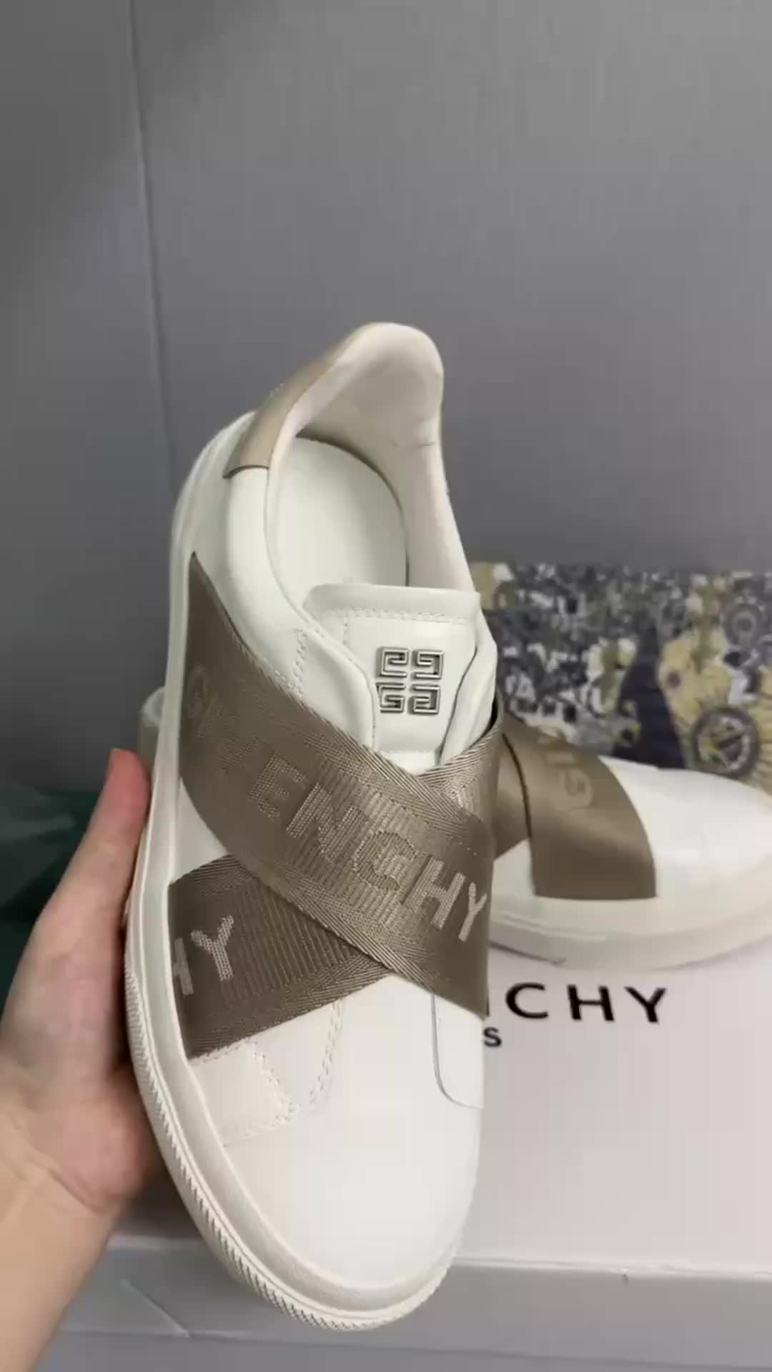 Givenchy City Sport · 4963 — תמונה 2