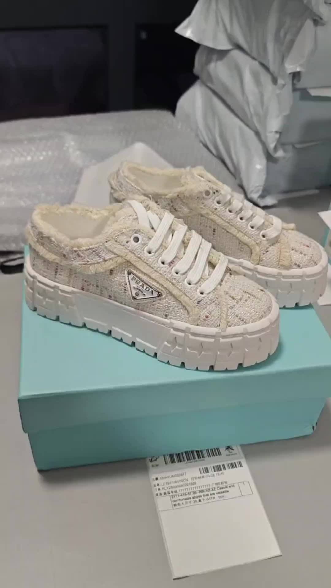Prada Double Wheel · 5511 — תמונה 2