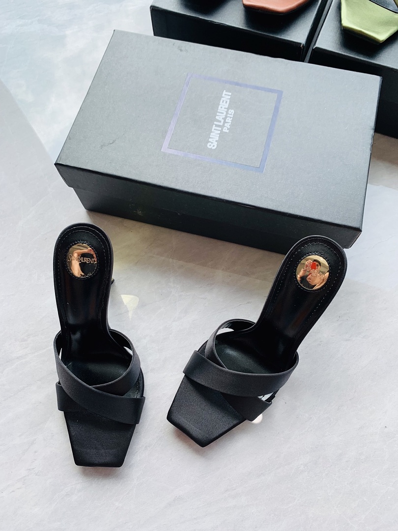 Saint Laurent Jill · 6410 — תמונה 12