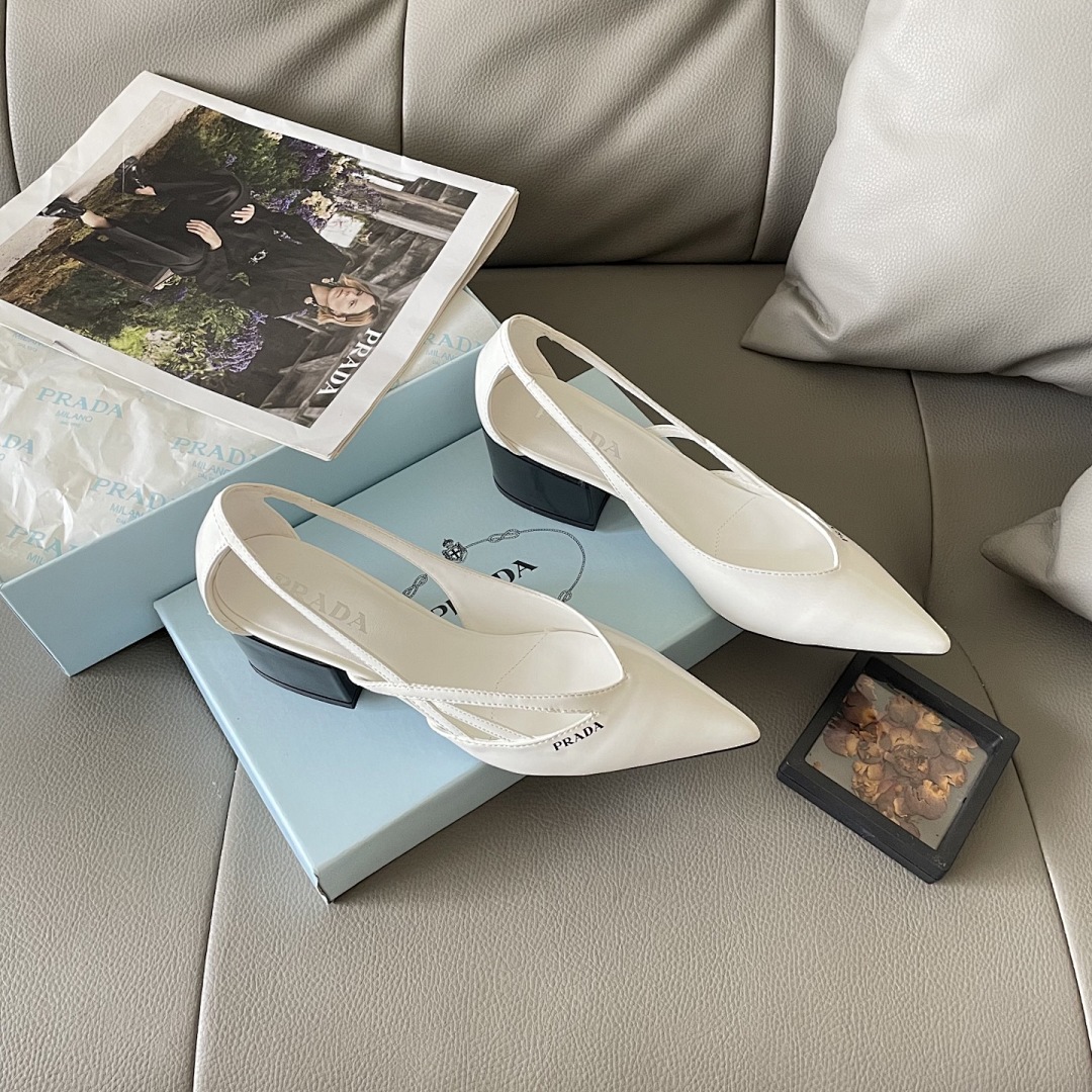 Prada Spazzolato Triangle Logo Slingback · 5439 — תמונה 25