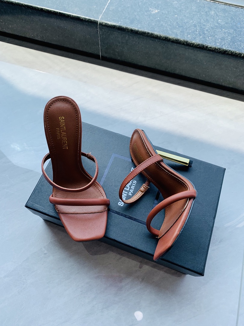 Saint Laurent Jill · 6410 — תמונה 3