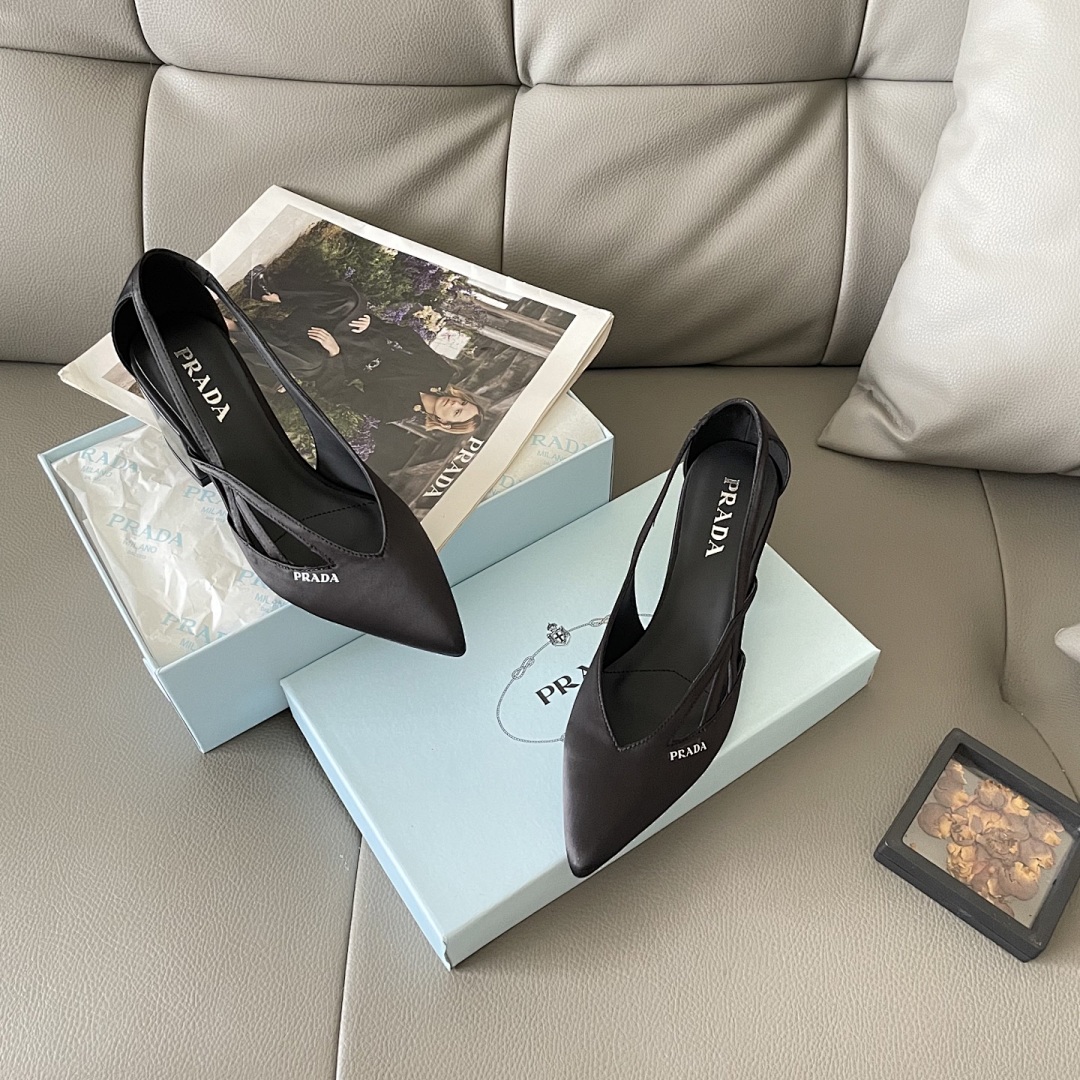 Prada Spazzolato Triangle Logo Slingback · 5439 — תמונה 41