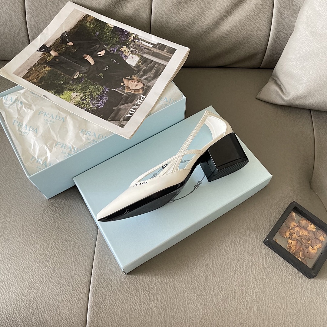 Prada Spazzolato Triangle Logo Slingback · 5439 — תמונה 27