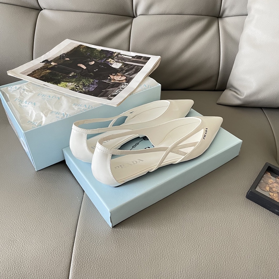 Prada Spazzolato Triangle Logo Slingback · 5439 — תמונה 19