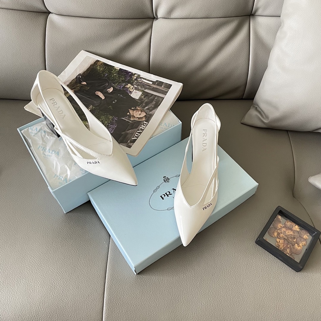 Prada Spazzolato Triangle Logo Slingback · 5439 — תמונה 24