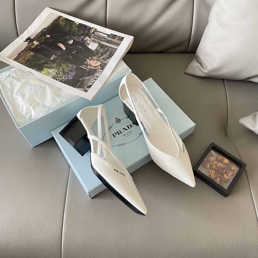 Prada Spazzolato Triangle Logo Slingback · 5439 — תמונה 21