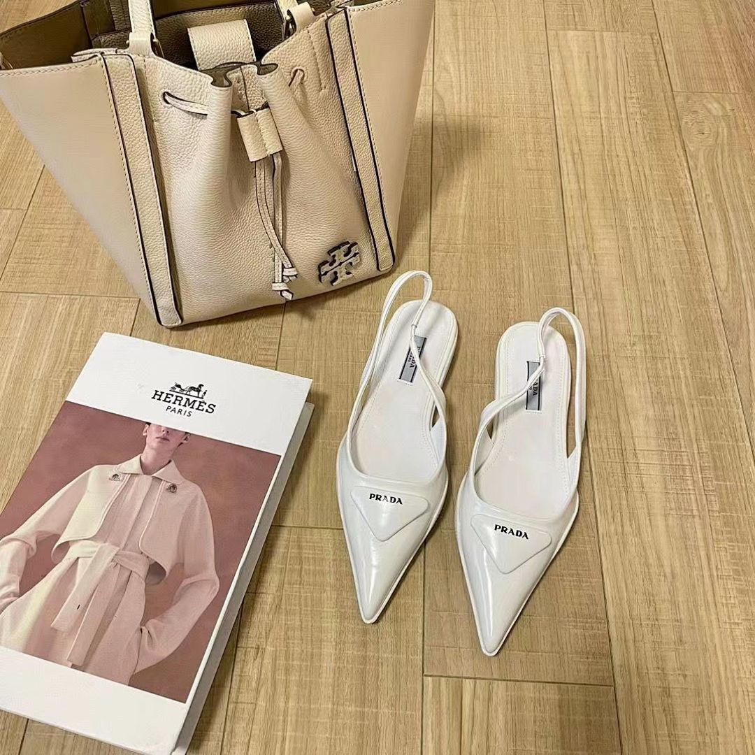 Prada Slingback Pumps · 3647 — תמונה 9
