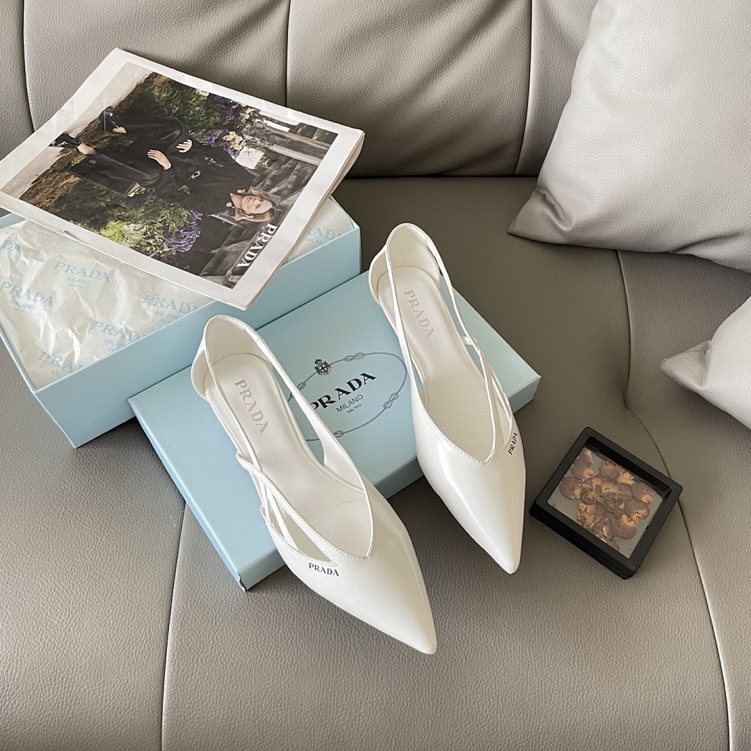 Prada Spazzolato Triangle Logo Slingback · 5439 — תמונה 18