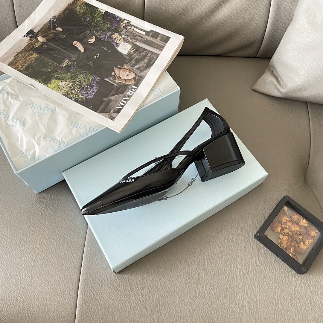 Prada Spazzolato Triangle Logo Slingback · 5439 — תמונה 57
