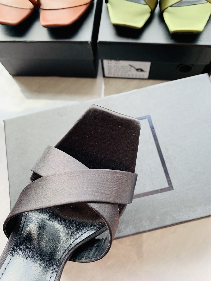 Saint Laurent Jill · 6410 — תמונה 14