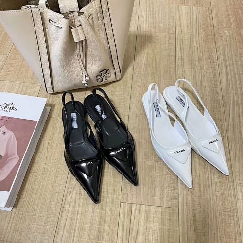 Prada Slingback Pumps · 3647
