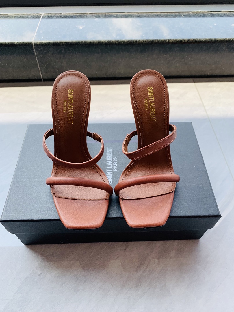 Saint Laurent Jill · 6410 — תמונה 8