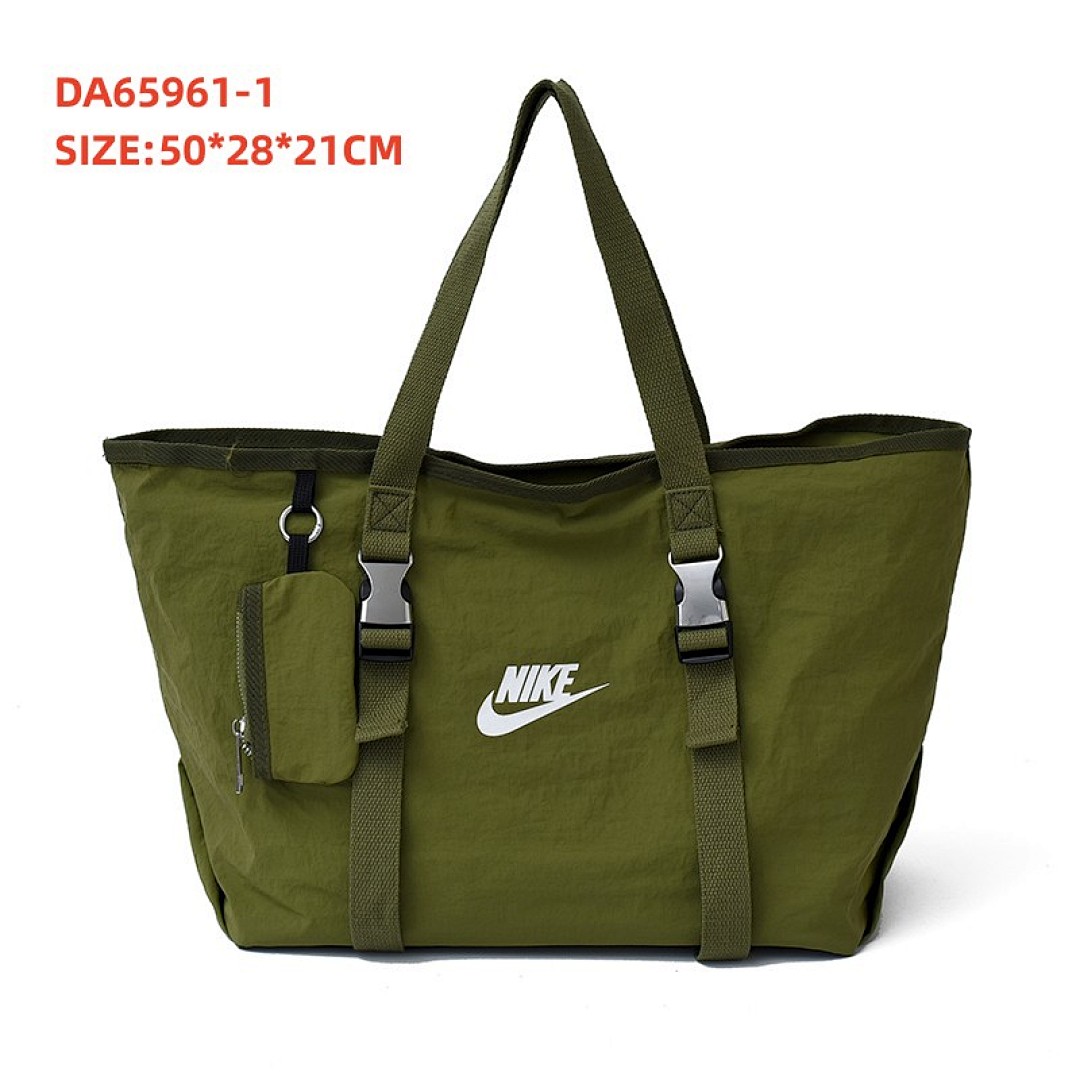 adidas DA65961