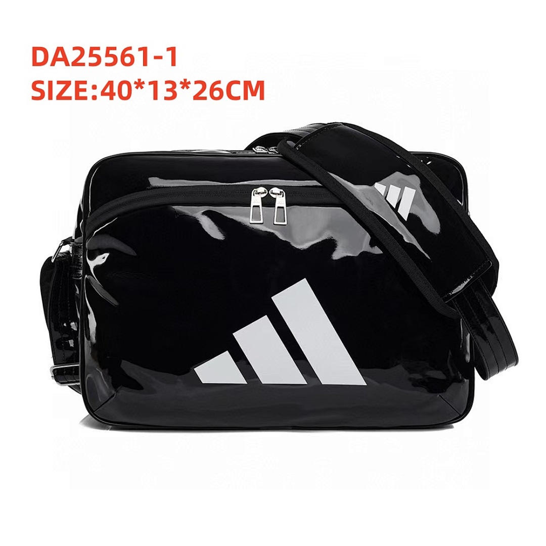 adidas DA25561