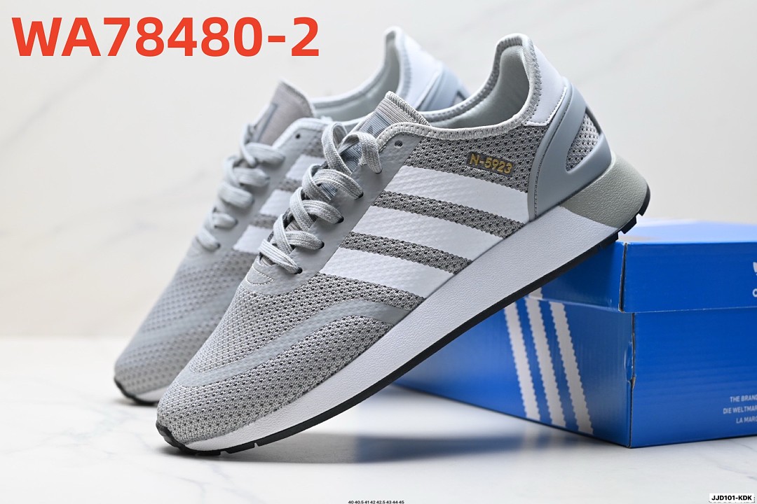 adidas WA78480