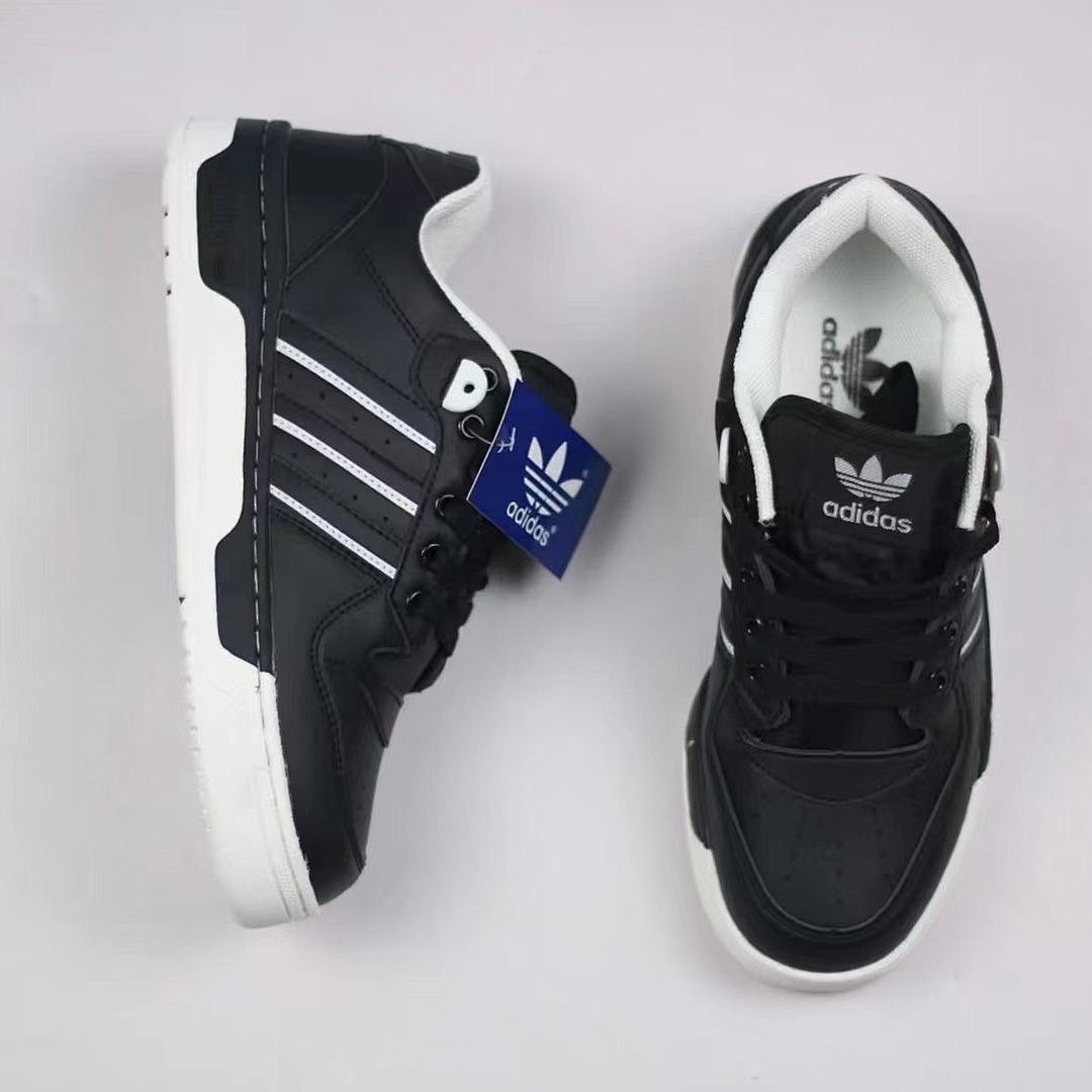 adidas WA65219