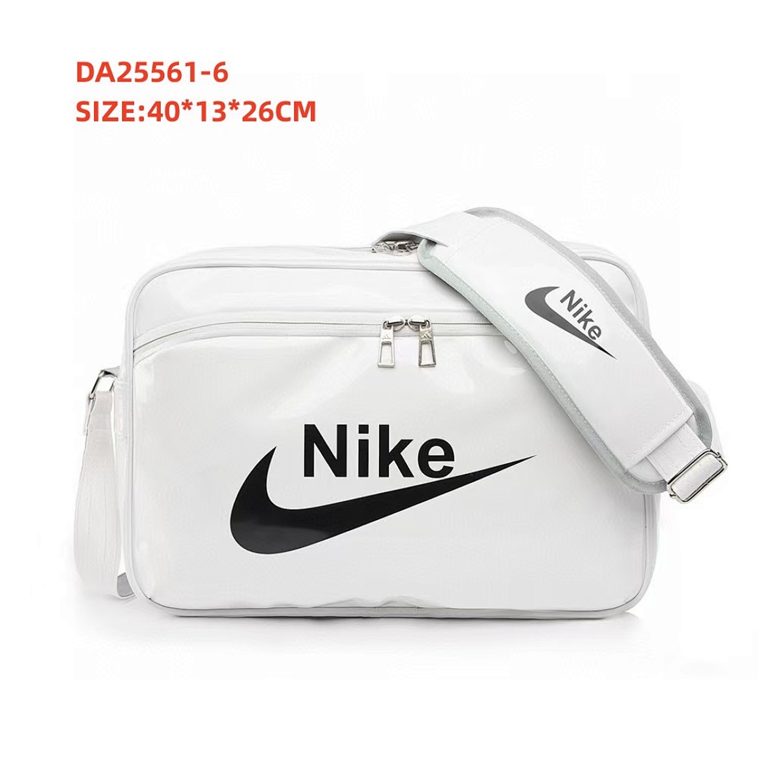 adidas DA25561