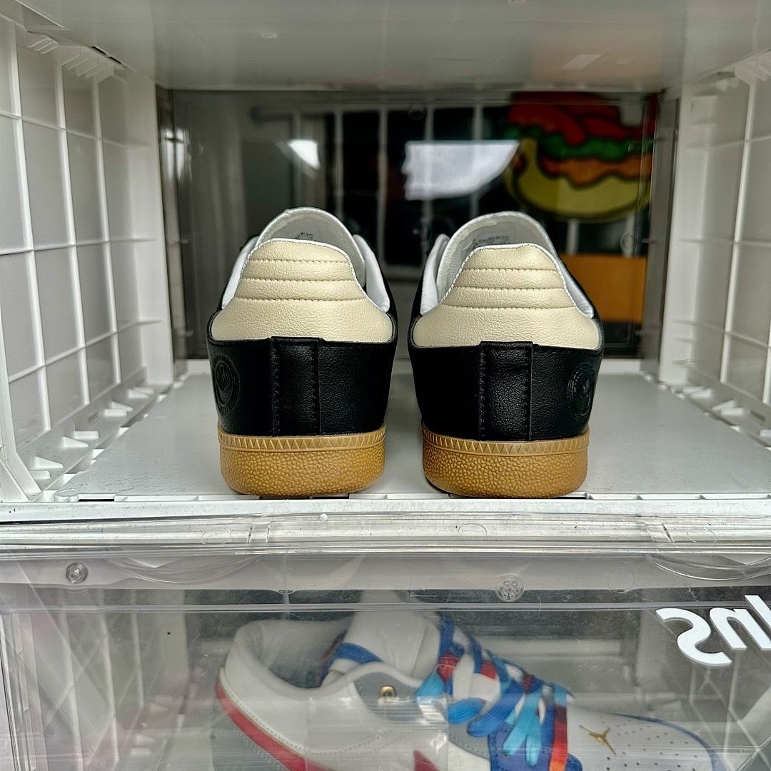 adidas FA75632