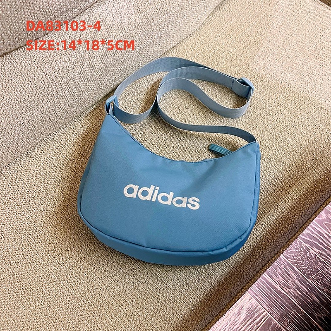 adidas DA83103