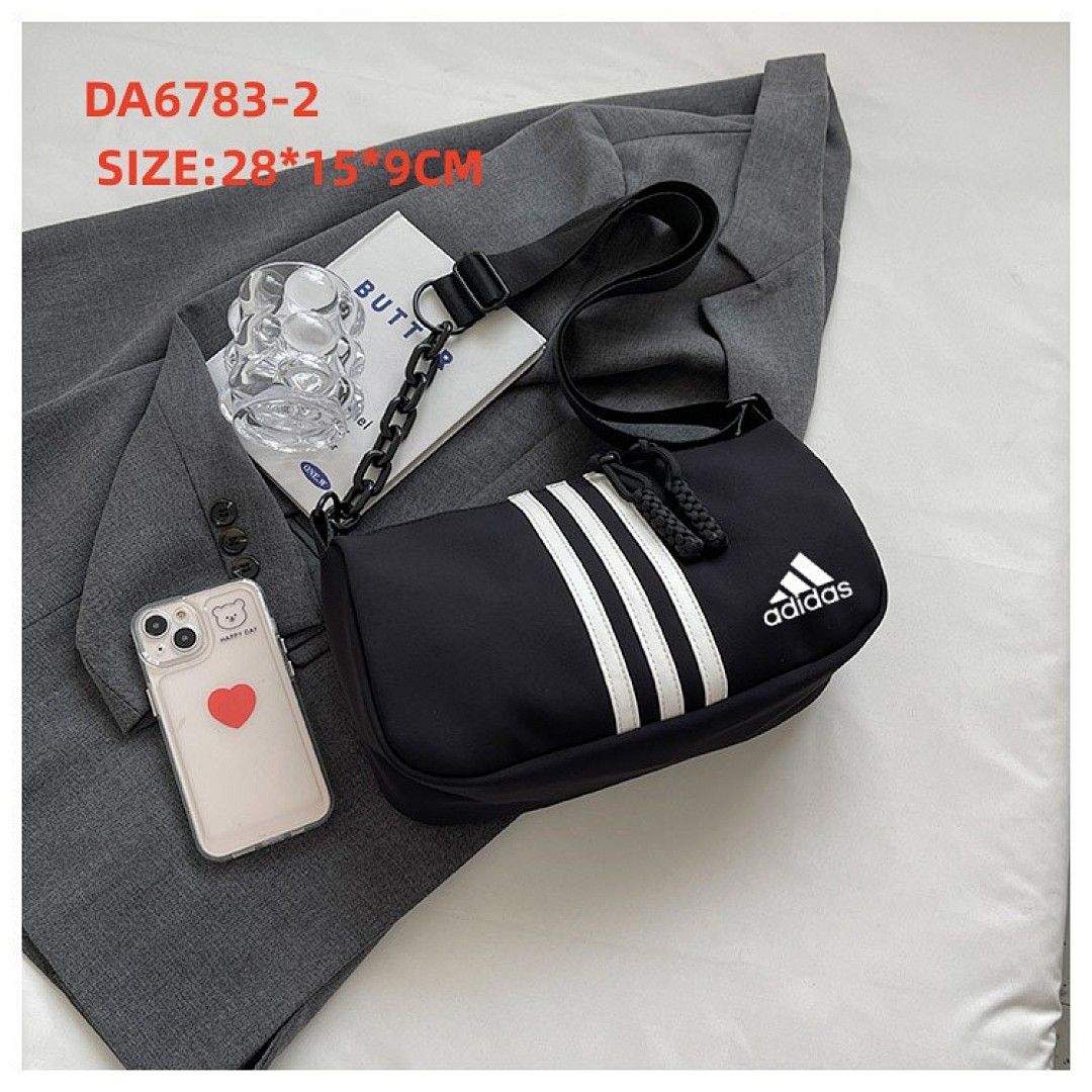 adidas DA6783