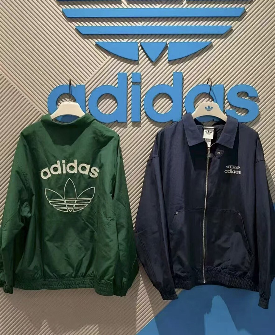 adidas LA0136