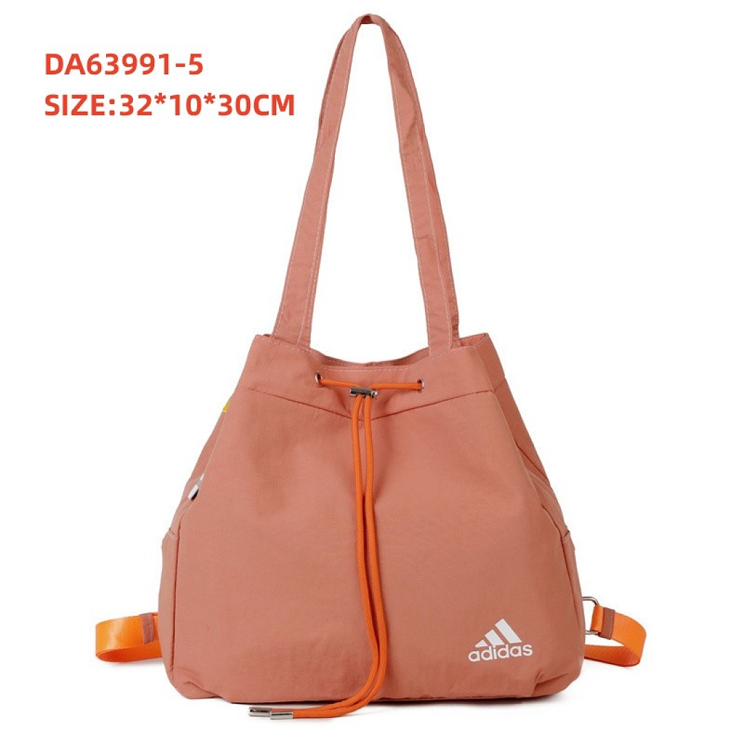 adidas DA63991