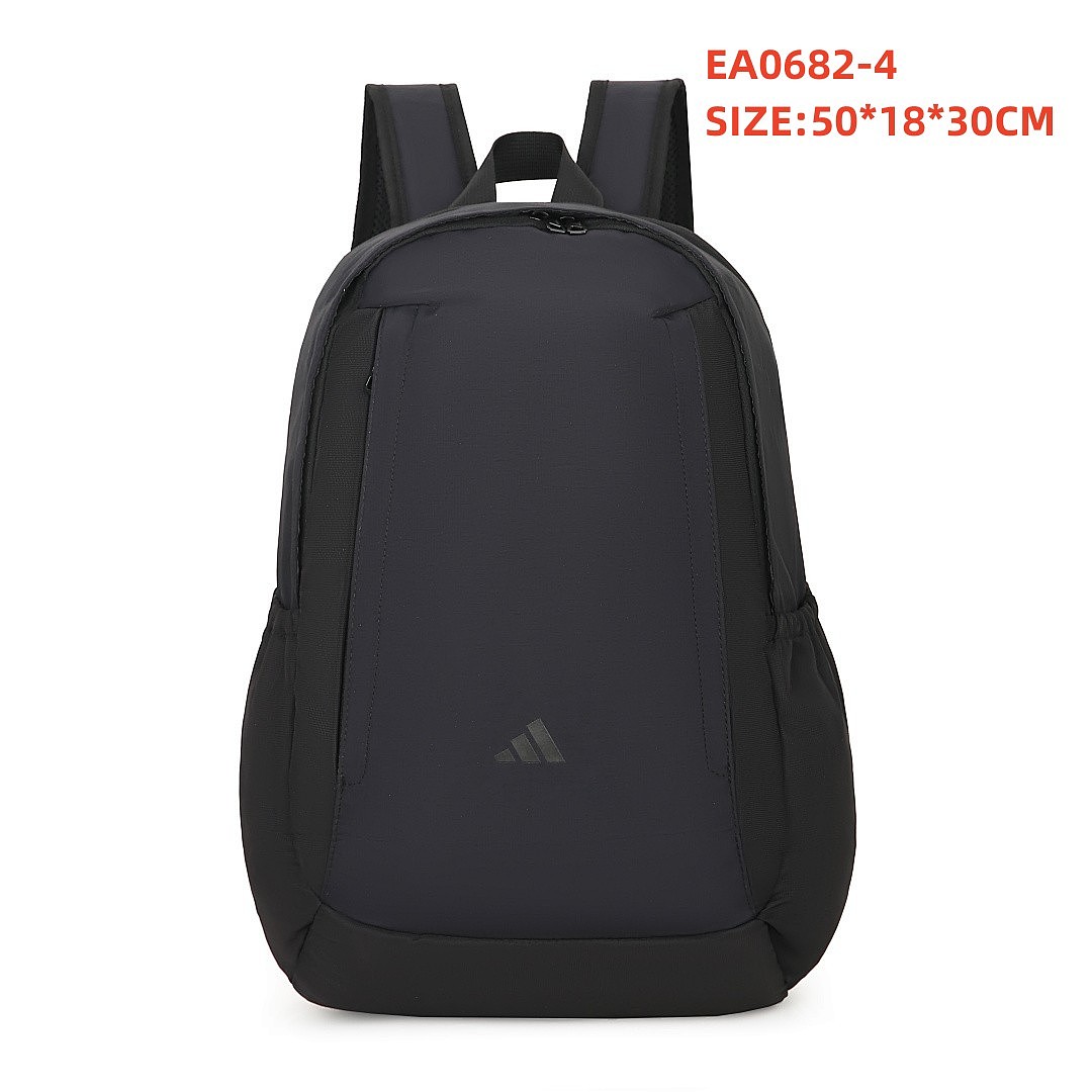 adidas EA0682