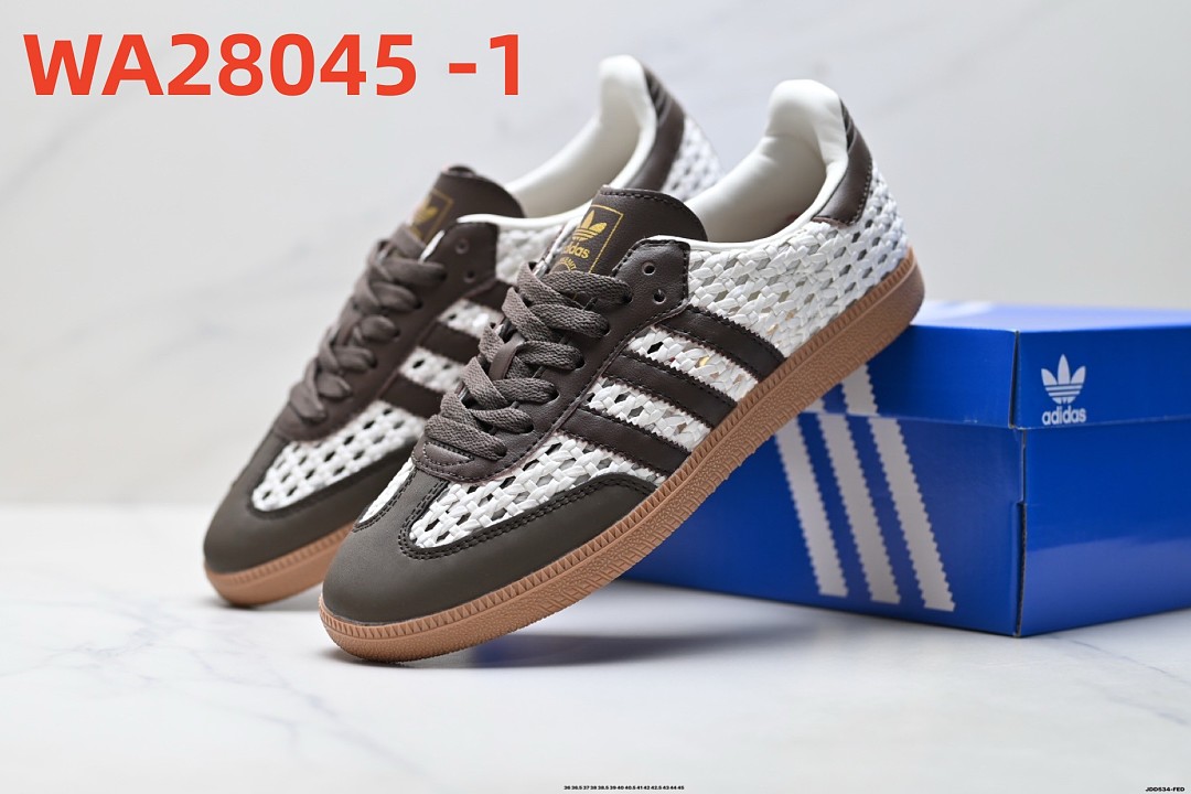 adidas WA28045