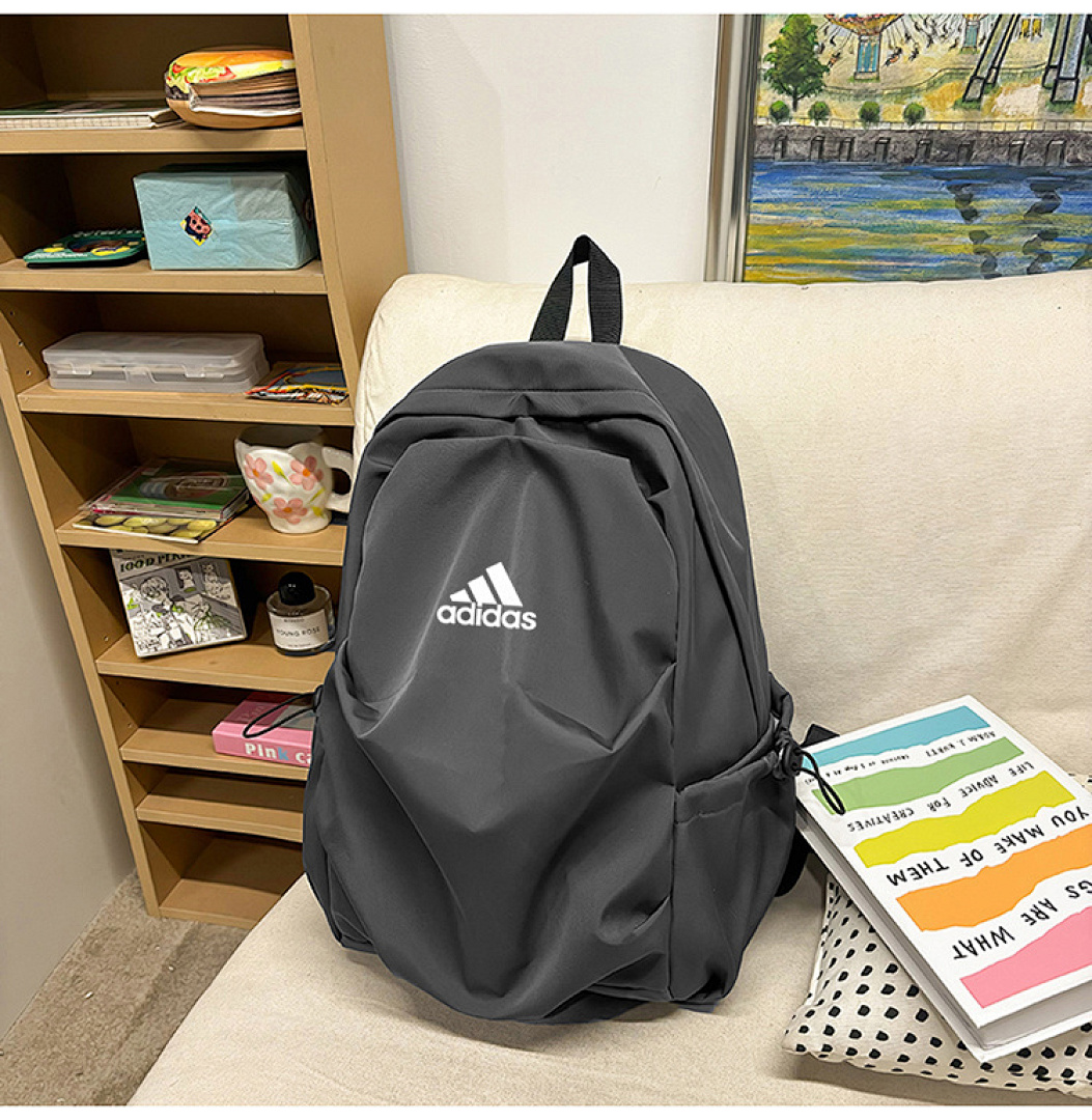 Adidas HE7946