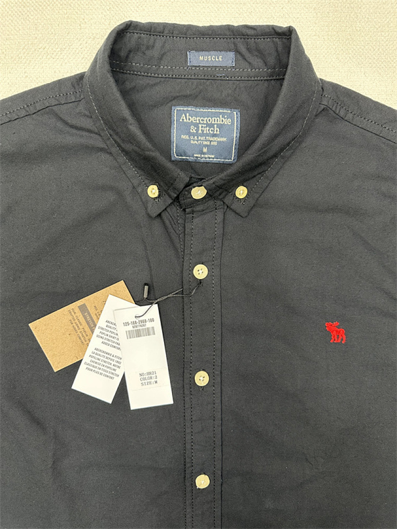 Abercrombie & Fitch — חולצה מכופתרת · A604 — תמונה 20