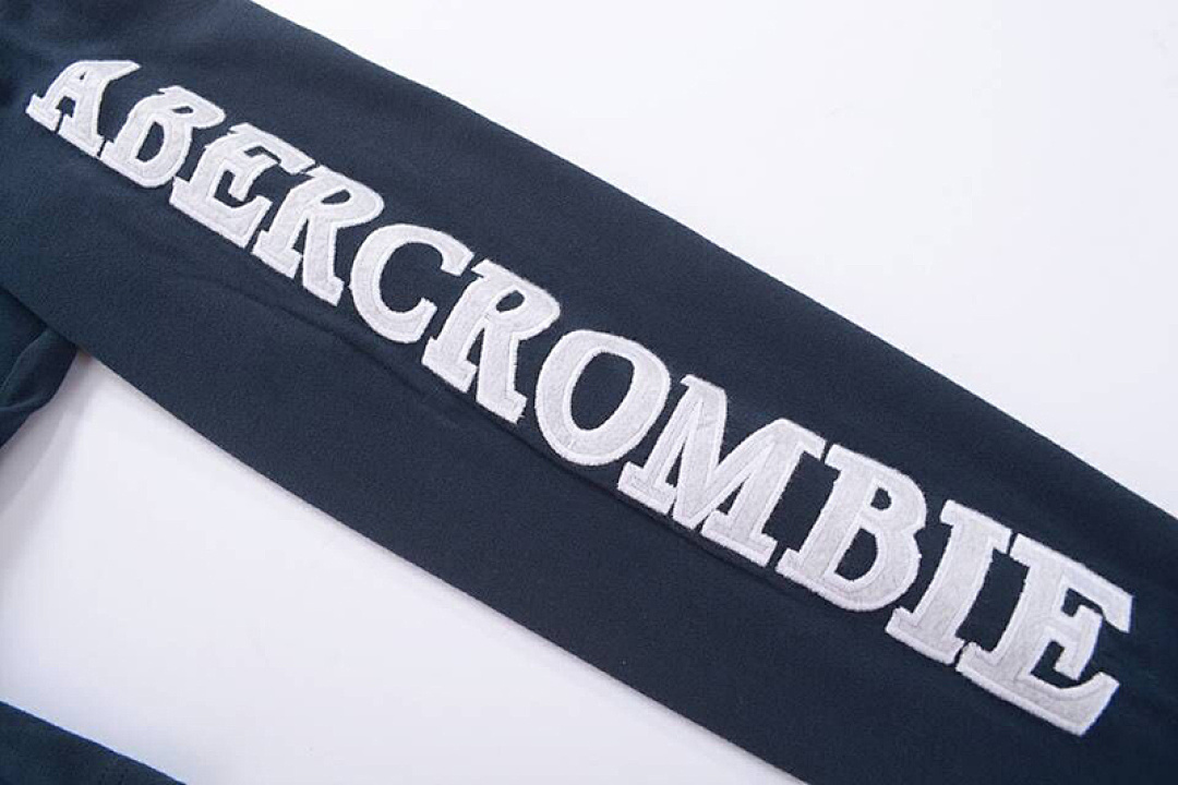 Abercrombie & Fitch — טי-שירט · A1532 — תמונה 24