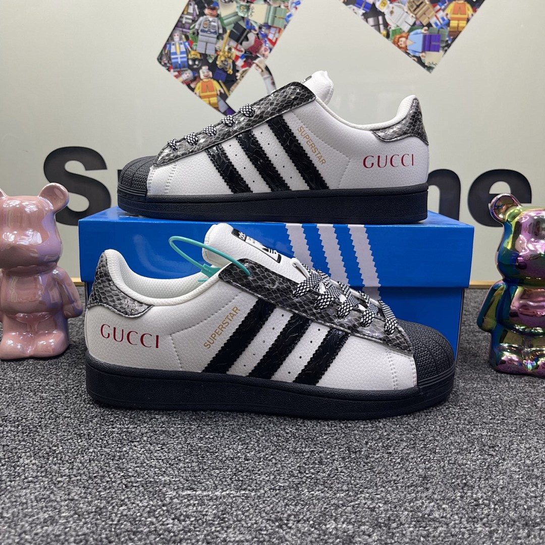 ADIDAS ZT8523