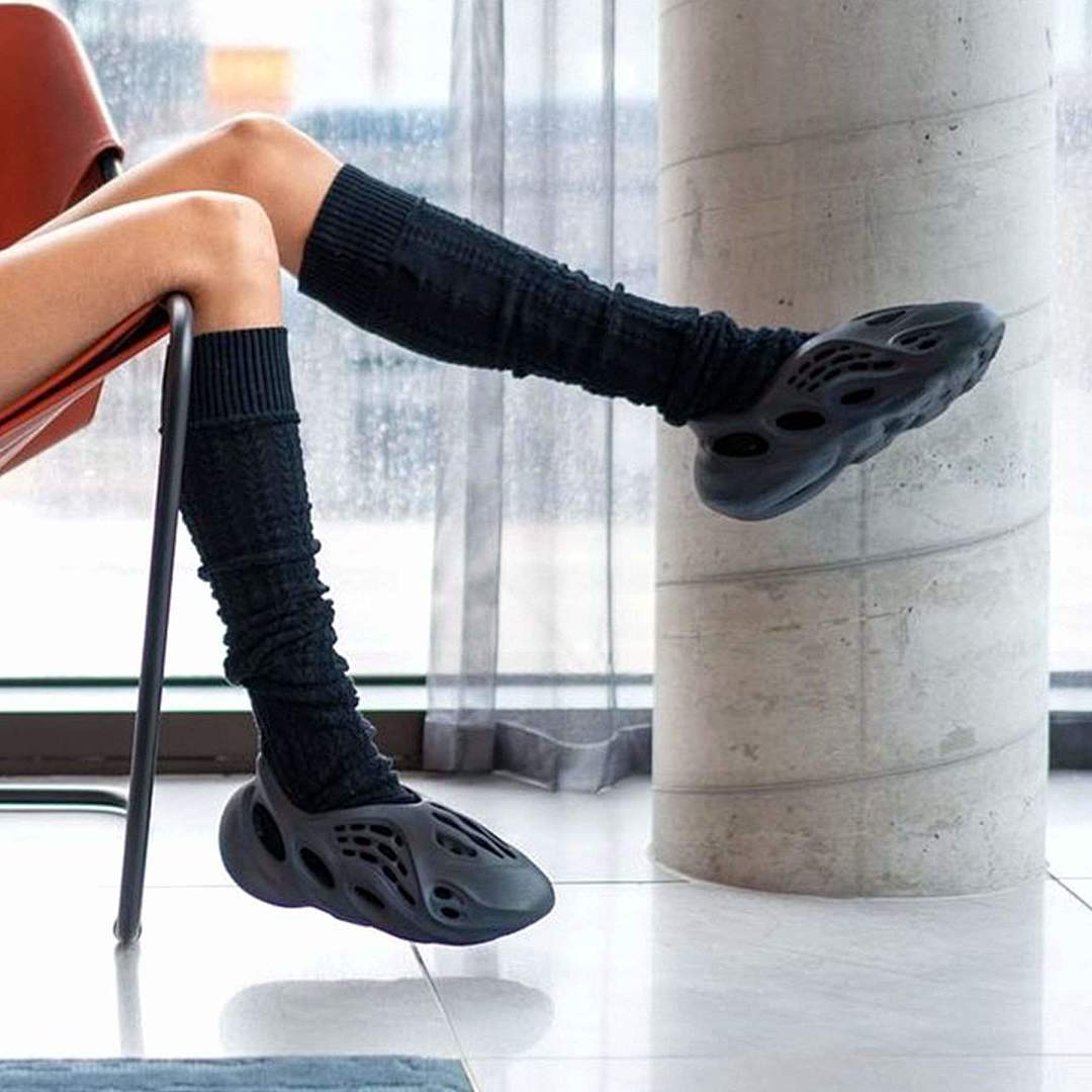 Adidas Yeezy Foam RNNR MXT Moon · 3461 — תמונה 37