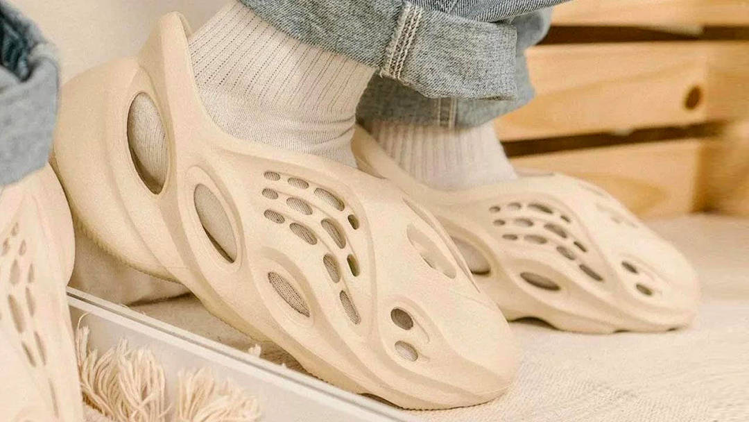 Adidas Yeezy Foam RNNR MXT Moon · 3461 — תמונה 42
