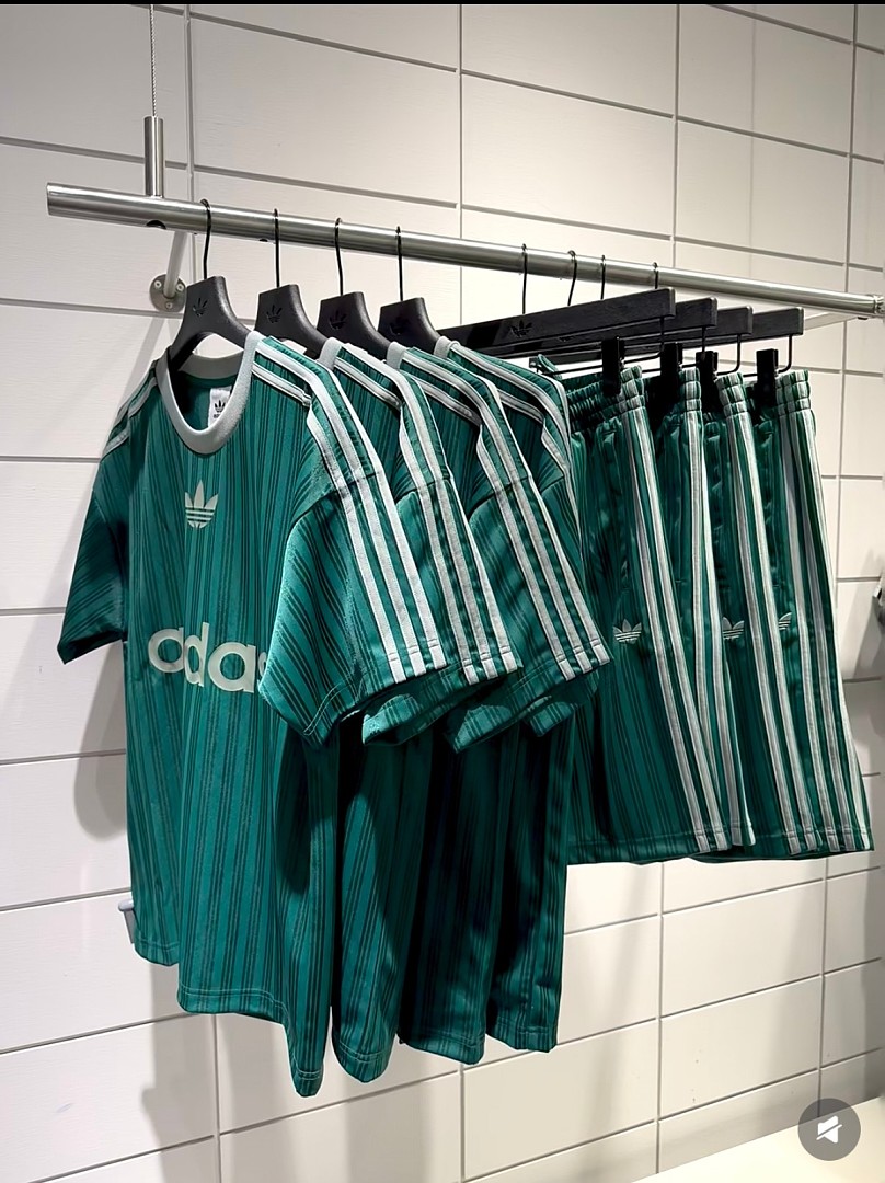 Adidas Adicolor Tee · A3255 — תמונה 29