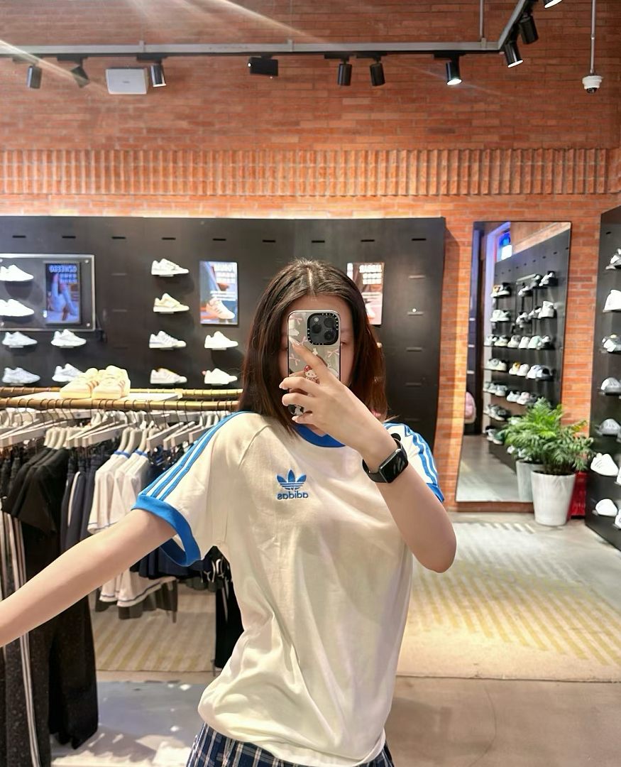 Adidas Adicolor Classics 3-Stripes Tee · A3079 — תמונה 60
