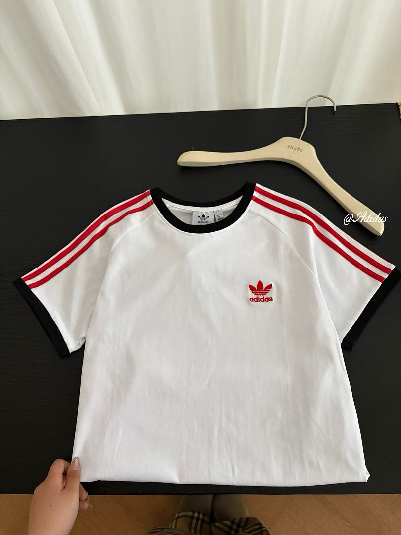 Adidas Adicolor Classics 3-Stripes Tee · A3079 — תמונה 18