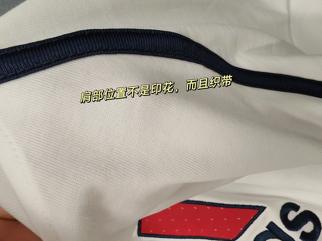 Adidas Badge of Sport Tee · A3254 — תמונה 20