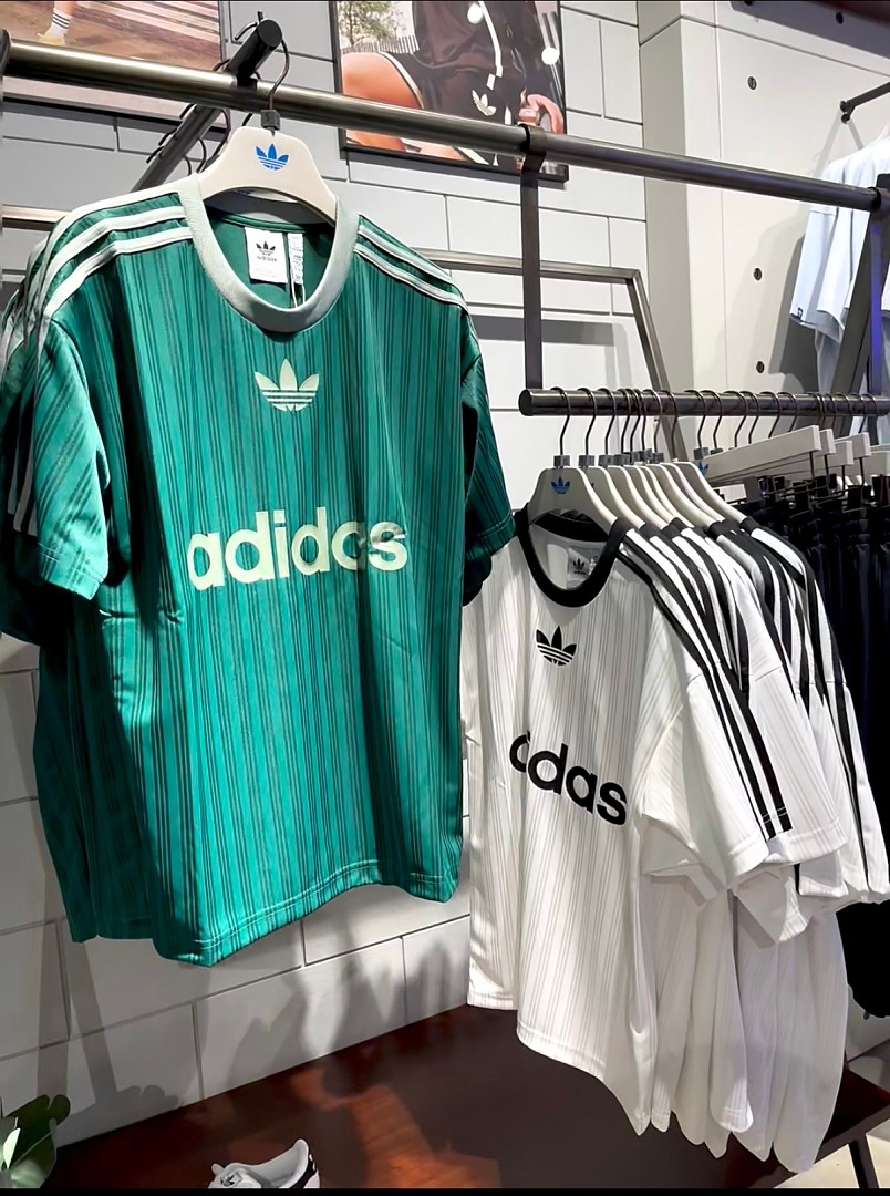 Adidas Adicolor Tee · A3255 — תמונה 4