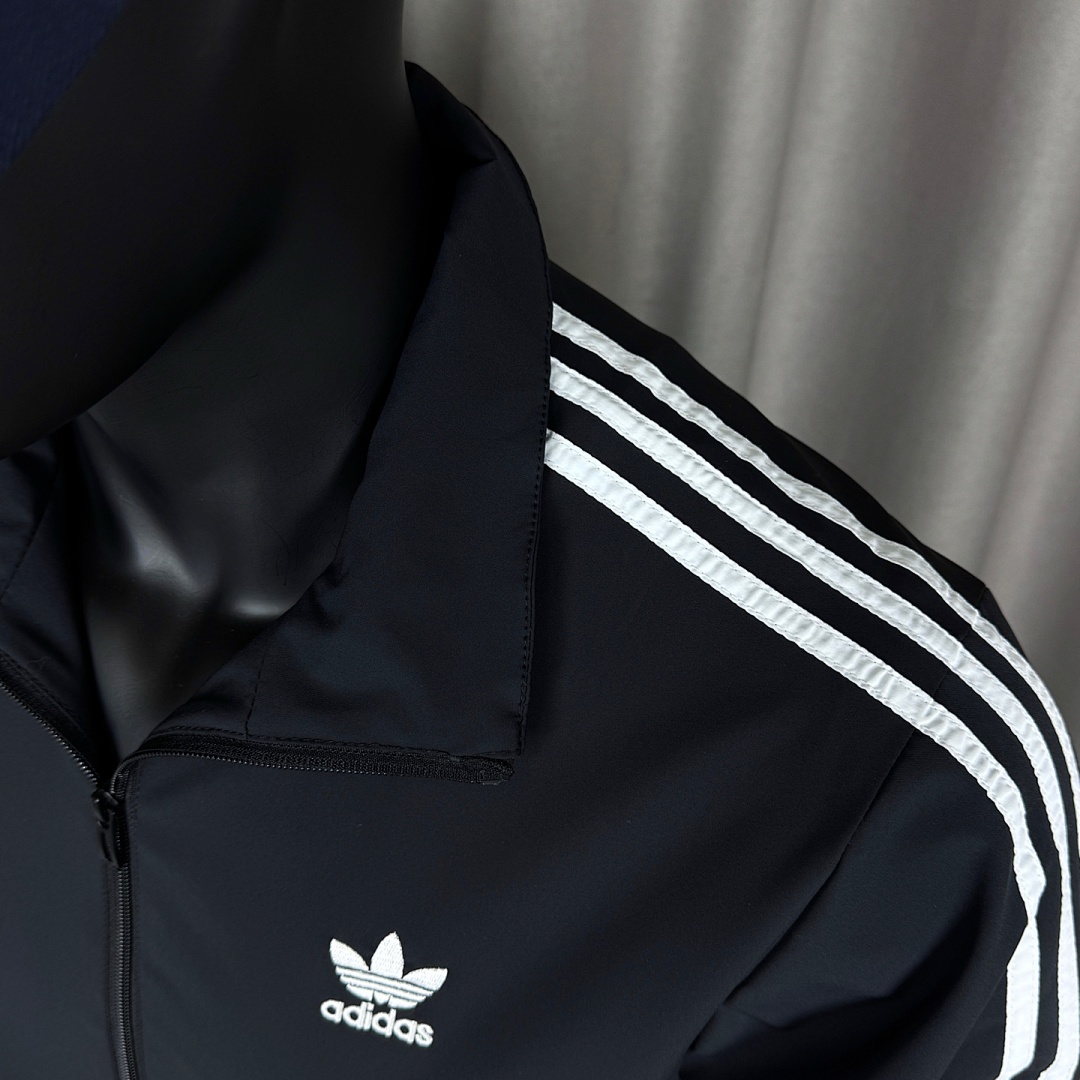 Adidas Firebird Track Jacket · A2876 — תמונה 4