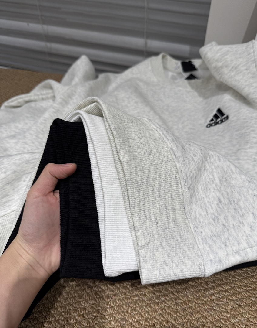 Adidas — סווטשירט · A2825 — תמונה 21