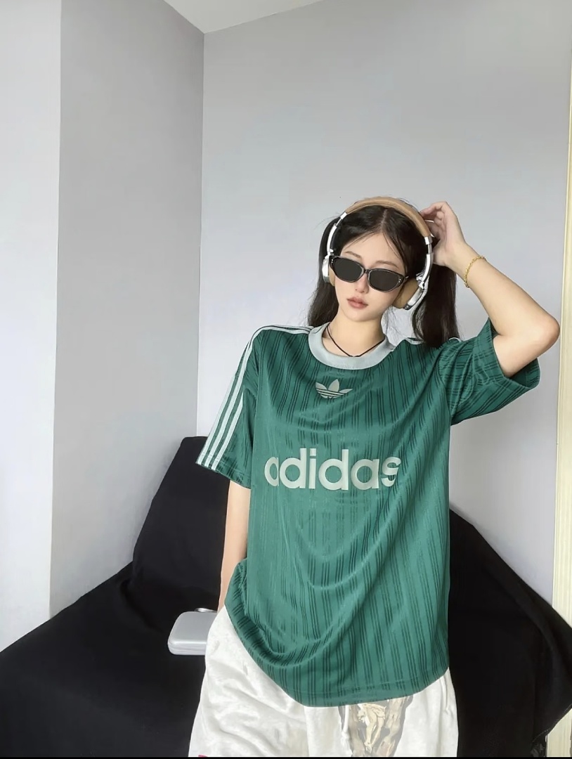 Adidas Adicolor Tee · A3255 — תמונה 16