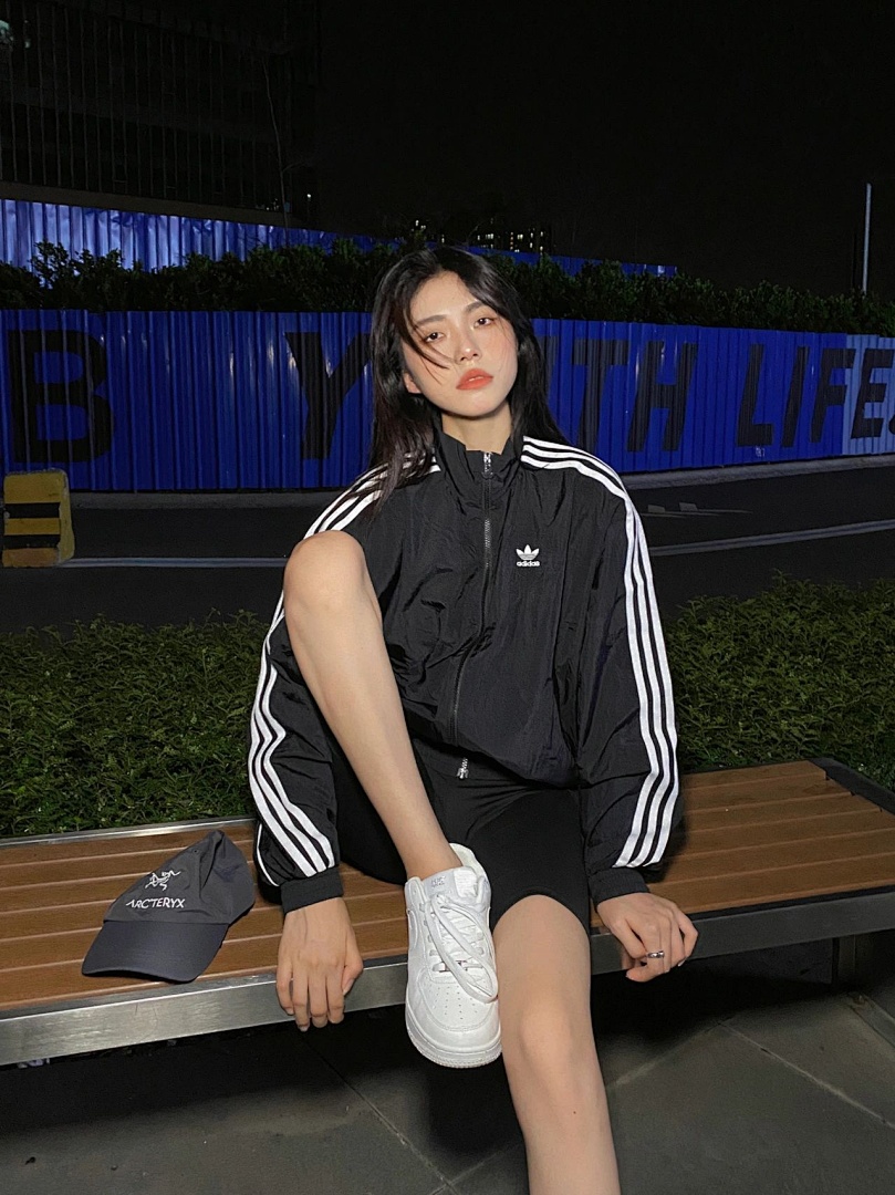 Adidas Firebird Track Top · A3009 — תמונה 24