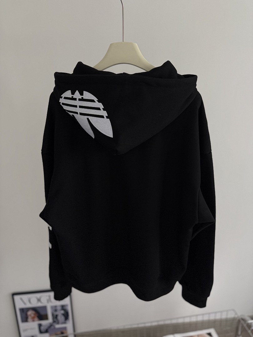 Adidas — סווטשירט וטרנינג · A2823 — תמונה 21