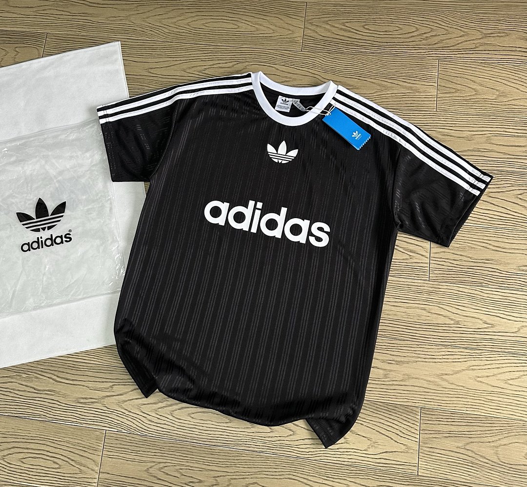 Adidas Adicolor Tee · A3255 — תמונה 2