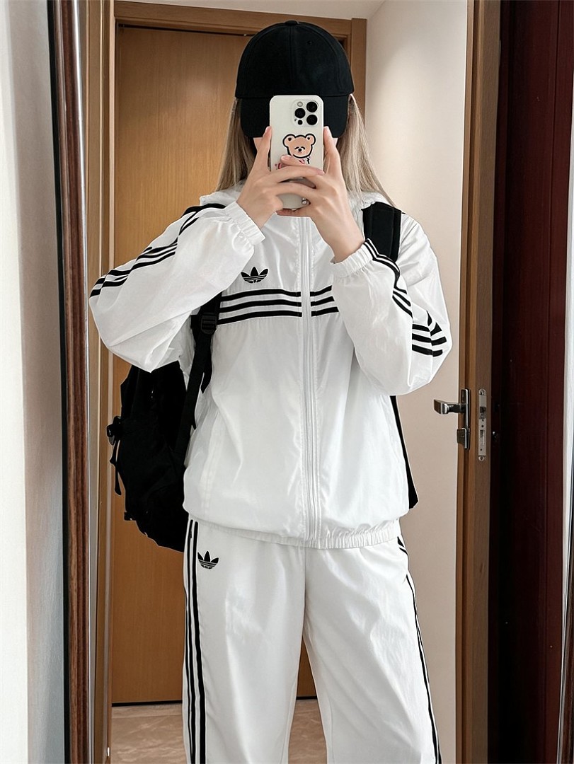 Adidas Chest Stripes Track Jacket · A3178 — תמונה 47