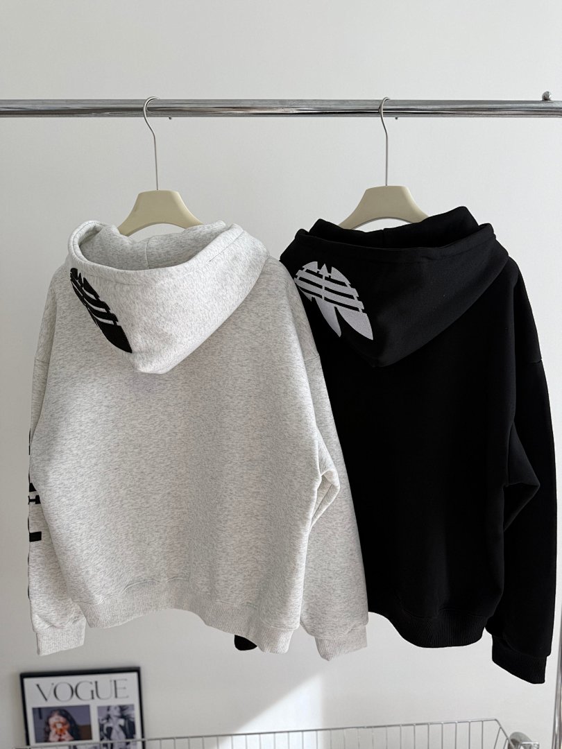 Adidas — סווטשירט וטרנינג · A2823 — תמונה 41
