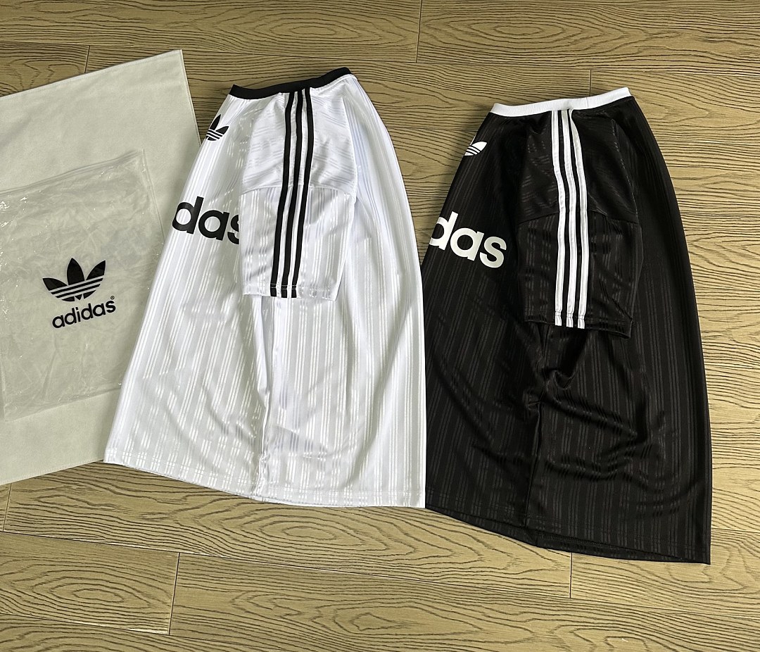 Adidas Adicolor Tee · A3255 — תמונה 24