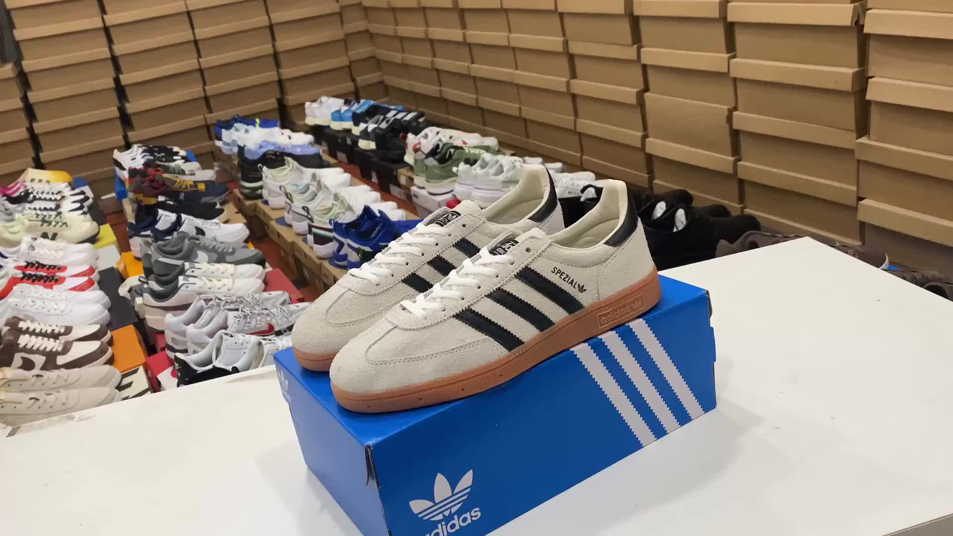 Adidas Handball Spezial · 5204 — תמונה 3